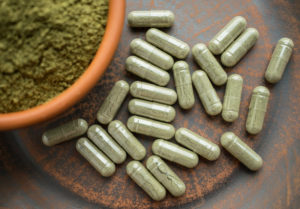 how does Kratom work in the brain?